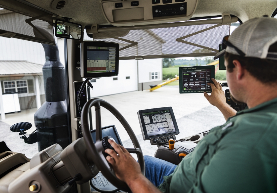 Soy Protein Tractor Technology